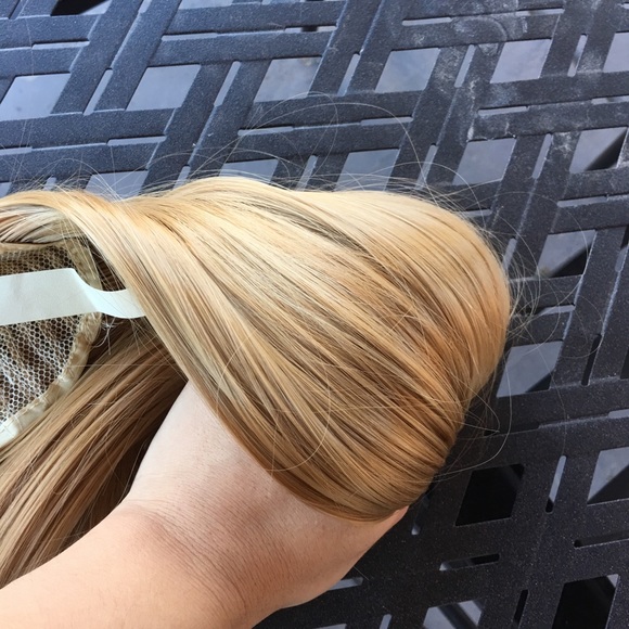 Blonde ponytail hair extension - Picture 5 of 8